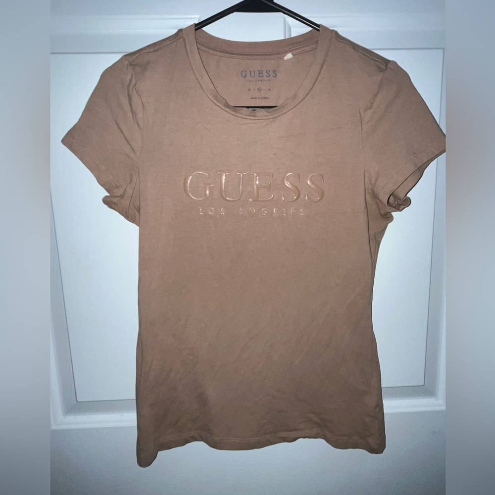 GUESS Women's Beige Short Sleeve Tee